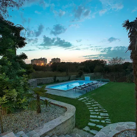 Julija Villa Pula